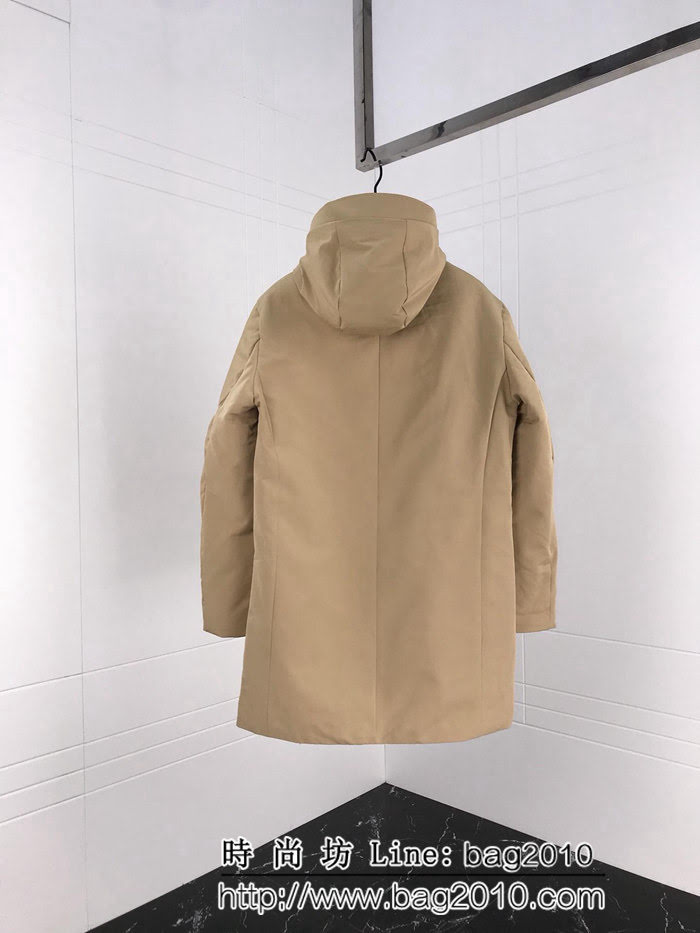 BURBERRY巴寶莉 2018冬季最新款 官網同步款 簡潔百搭登山系列 羽絨服 ydi2392